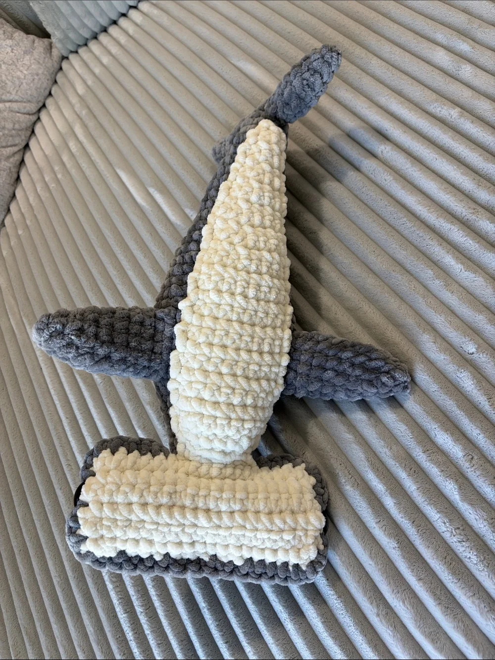 ❤️ Handmade Crochet Plush Hammerhead Shark - Gray and White